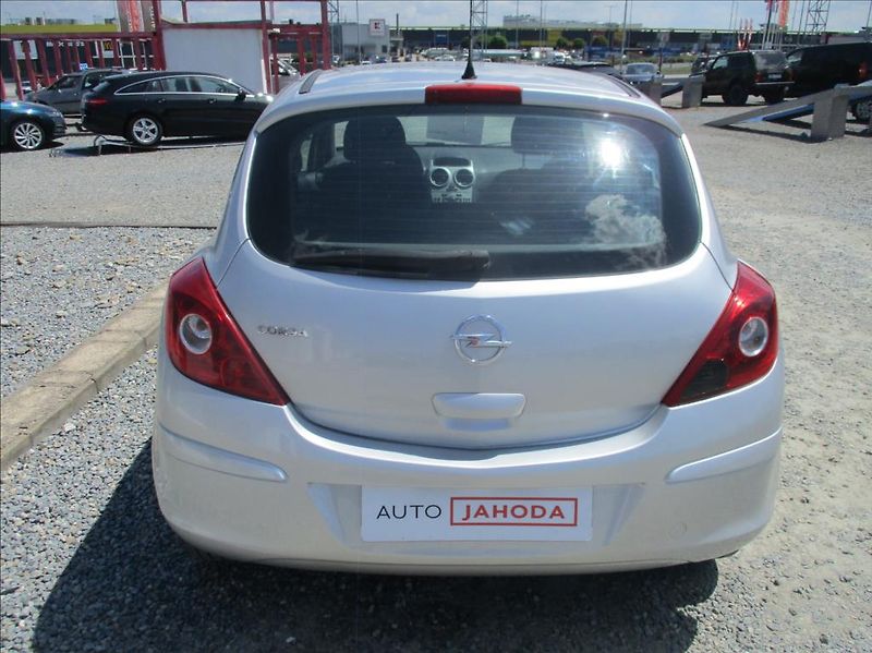 Opel Corsa 1,2 i, 51kW, klima, nová STK, - fotka 6 z 26