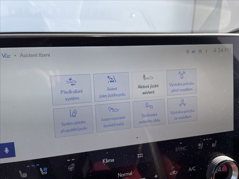 Lexus NX 350h 2,5 Hybrid F-SPORT top 4x4  NX - fotka 18 z 33