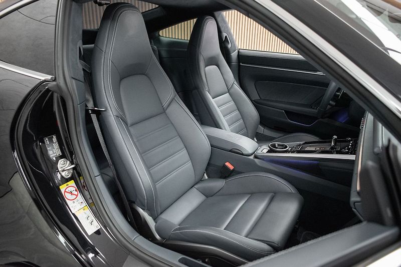 Porsche 911 992 TURBO*CERAMIC*APPR*PPF*ČR* - fotka 14 z 61