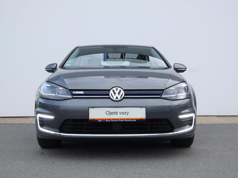 Volkswagen e-Golf (2020) Comfortline 100kW SoH 87% - fotka 13 z 30
