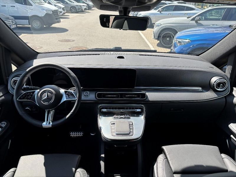 Mercedes-Benz Třídy V (2026) 2,0 300 d / Exclusive / L / 4M - fotka 4 z 8