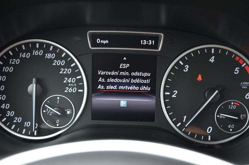 Mercedes-Benz Třídy B (2014) B 180 CDi / NAVI / Bi-XENON - fotka 26 z 32