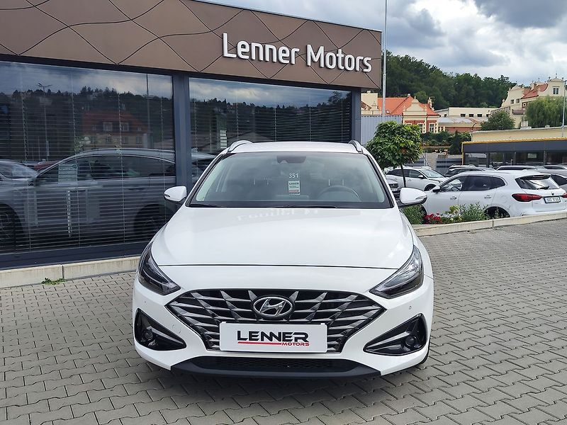 Hyundai i30 1.5 T-GDI/117kW Smart - fotka 2 z 30
