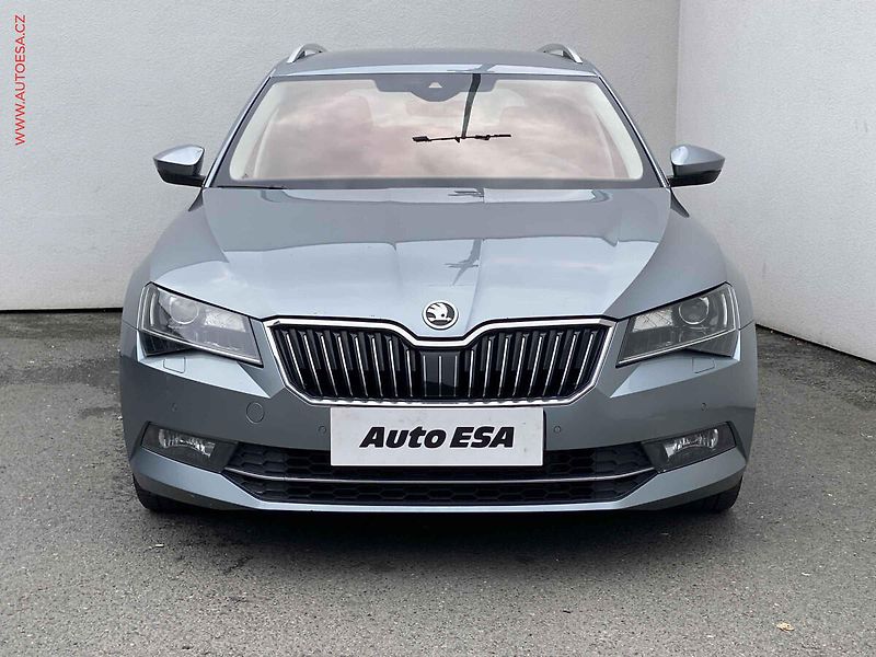 Škoda Superb (2019) 2.0 TDi, 2.maj,ČR, L&K, DSG - fotka 2 z 19