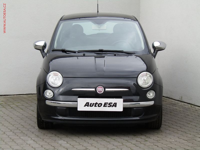 Fiat 500 (2013) 1.2i, Lounge - fotka 2 z 3