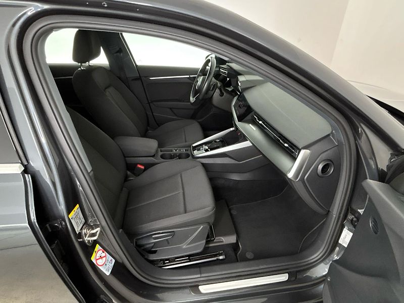 Audi A3 DSG - fotka 9 z 27