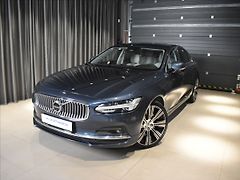 Volvo S90 2,0 B5 Ultimate B&W,Pano,headu - fotografie inzerátu