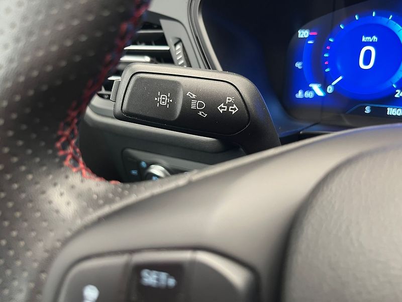 Ford Kuga 2.5 Duratec HEV 4x4 ST-LINE - fotka 22 z 66