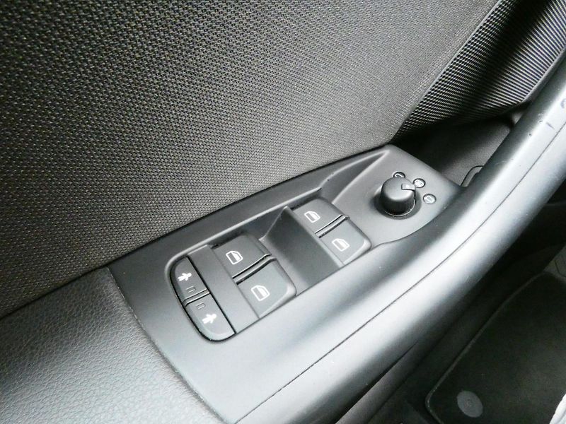 Audi Q3 (2015) 1,4 TFSI 110KW - fotka 24 z 30