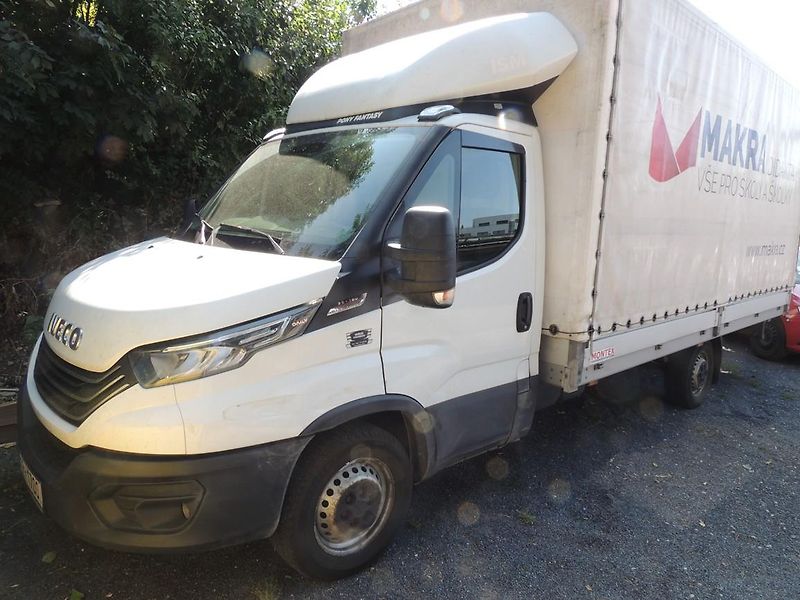 Iveco Daily (2022) 3.0D,129kw,automat,ČR,1.maj. - fotka 2 z 19