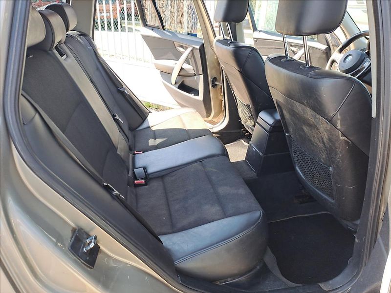BMW X3 2,0 i 4x4 - fotka 7 z 13