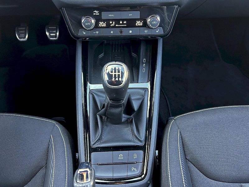 Škoda Scala (2025) 1.0 TSI 85kW MP6 Monte Carlo - fotka 22 z 35