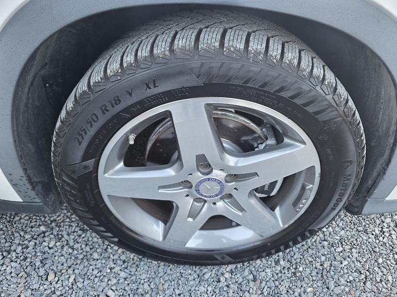 Mercedes-Benz GLA 220CDI 4-MATIC AMG-Paket  - fotka 8 z 24
