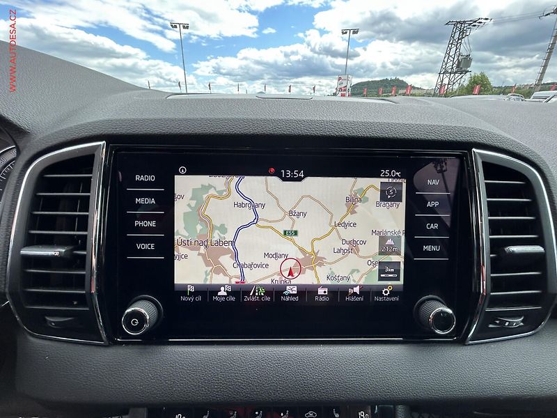 Škoda Karoq (2018) 1.5 TSI, LED, navi - fotka 16 z 19