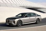 BMW 7 facelift.
