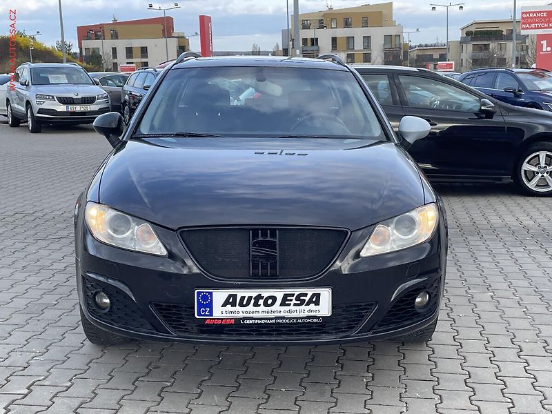Seat Exeo (2009) 2.0TDi, Sport, bíxen, šíbr - fotka 2 z 15
