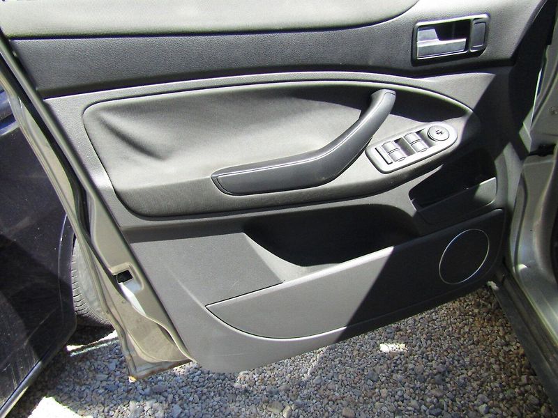 Ford Kuga (2009) 2.0 TDCi 100kW - fotka 18 z 36