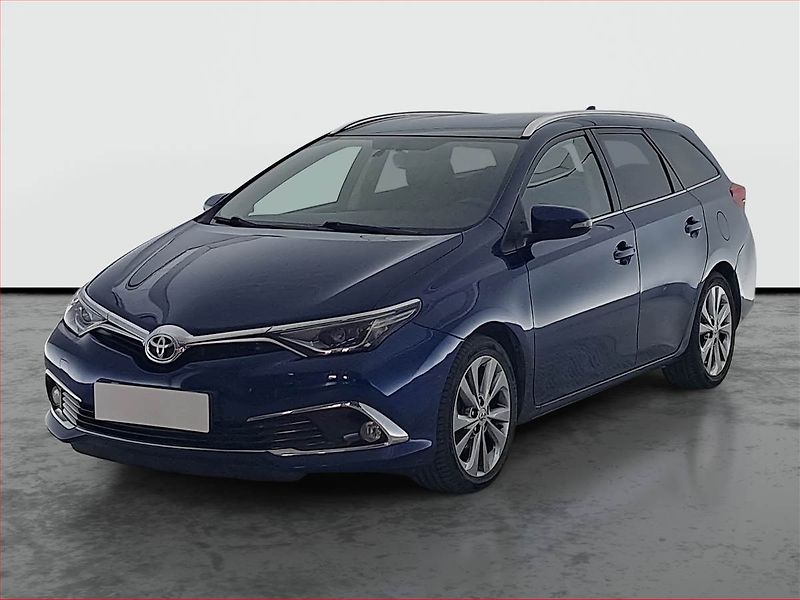 Toyota Auris (2015) 1.6 D-4D, Serv.kniha, Tempomat - fotka 2 z 18
