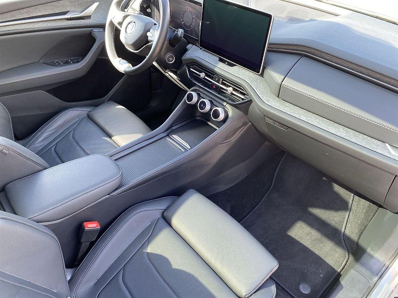 Škoda Kodiaq (2024) 2.0 TDI 4x4 DSG Excl. Selectio - fotka 9 z 40