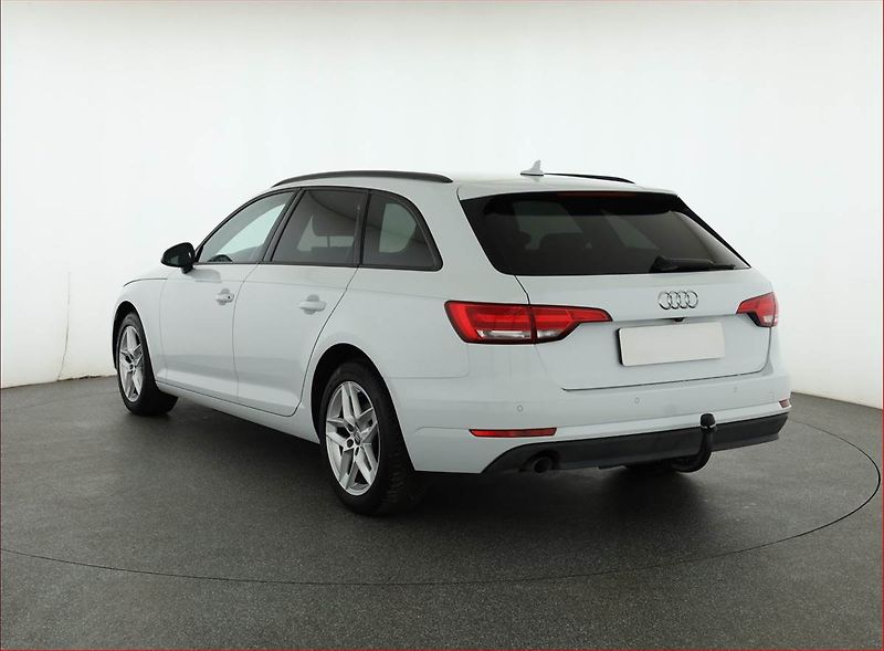 Audi A4 (2017) 2.0 TDI, Automat, Serv.kniha - fotka 4 z 18