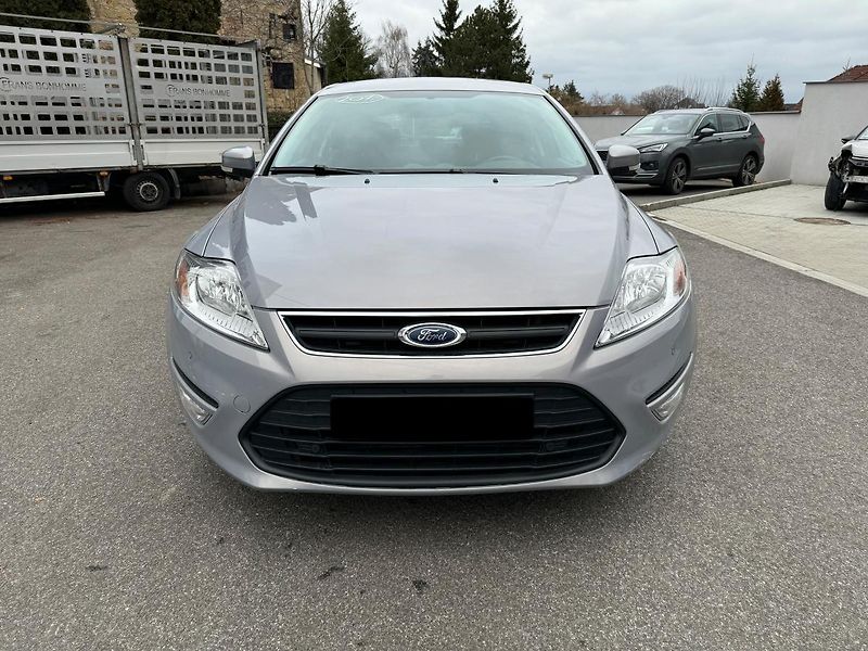Ford Mondeo 1.6 TDCi 85 kW - fotka 2 z 16