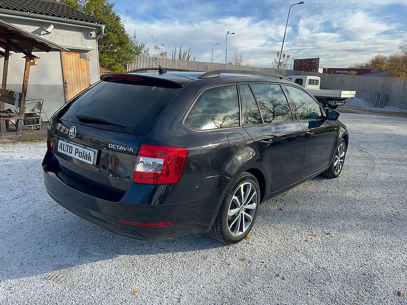 Škoda Octavia 2.0 TDi - fotka 13 z 16