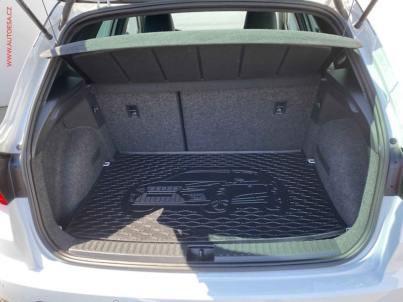 Seat Arona (2021) 1.0TSi, 2.maj,ČR, FR, DSG - fotka 7 z 19