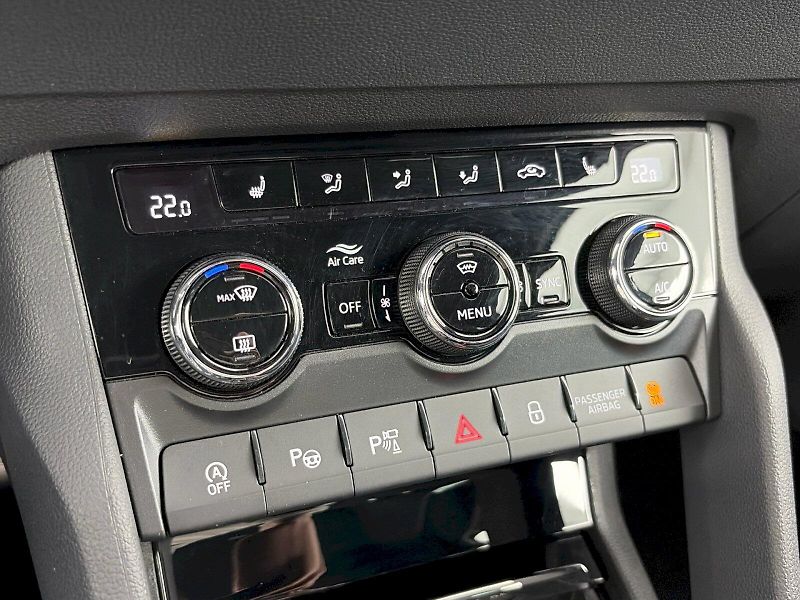 Škoda Karoq (2026) DSG 2.0TDI 110kW 4x4 SportLine - fotka 24 z 36