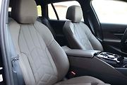 BMW řady 5 s motorizací 520d.