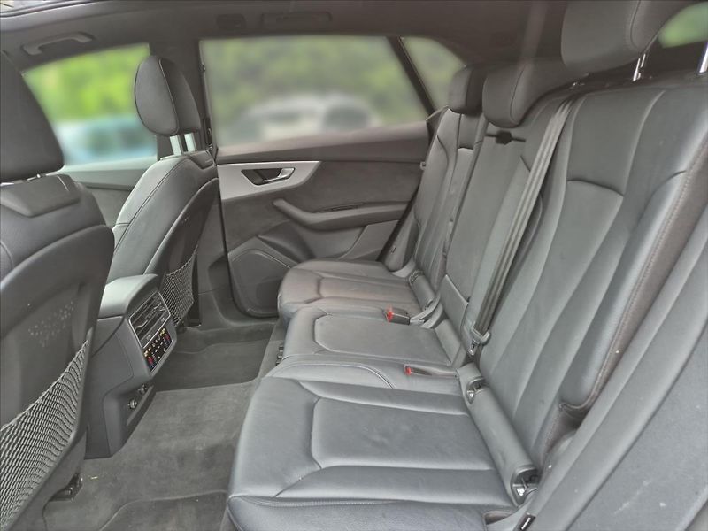Audi Q8 3,0 50 TDi Quattro - fotka 10 z 18