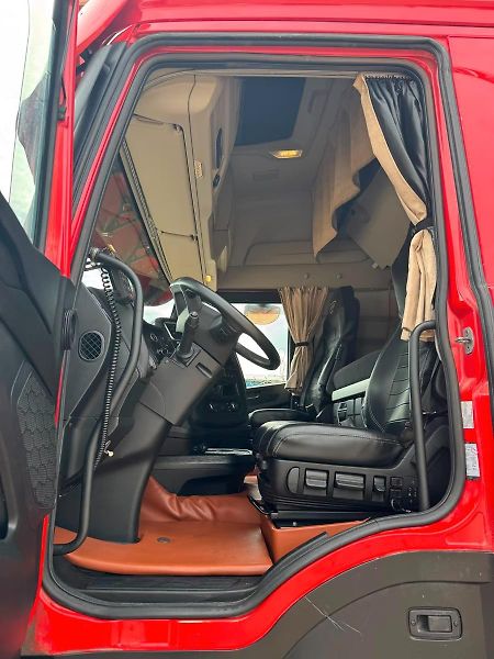 Scania (2024) S-Way  AS 570 6x2 hydraulika  - fotka 14 z 24