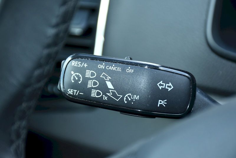 Škoda Karoq (2019) AMBITION 2.0 TDI 110 kW 4X4 - fotka 31 z 32