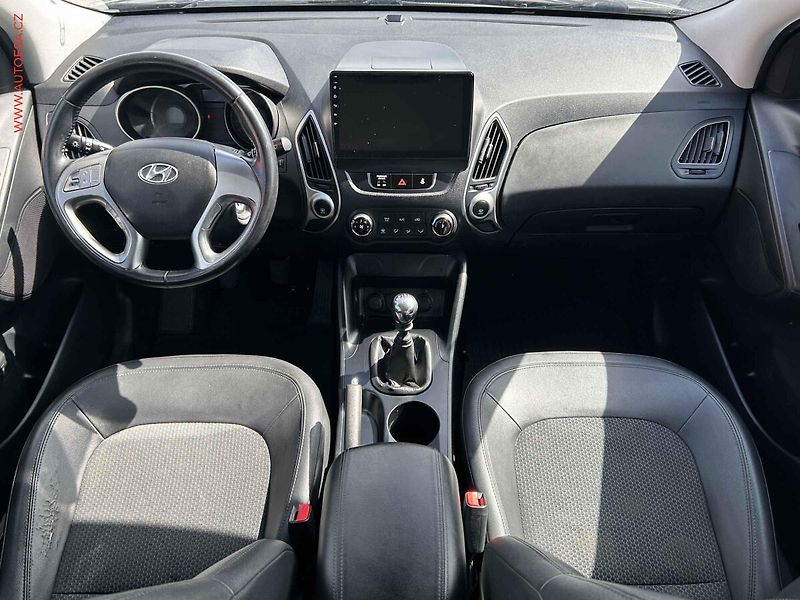 Hyundai ix35 (2010) 2.0TDCi 4x4, ČR, Bixen, AC - fotka 8 z 18