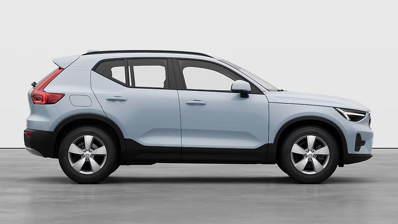 Volvo XC40 (2026) B3 AUT ESSENTIAL - fotka 9 z 17