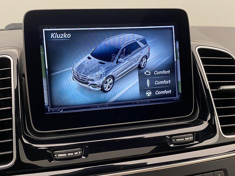 Mercedes-Benz GLE 43 AMG 4MATIC AUT  - fotka 47 z 67