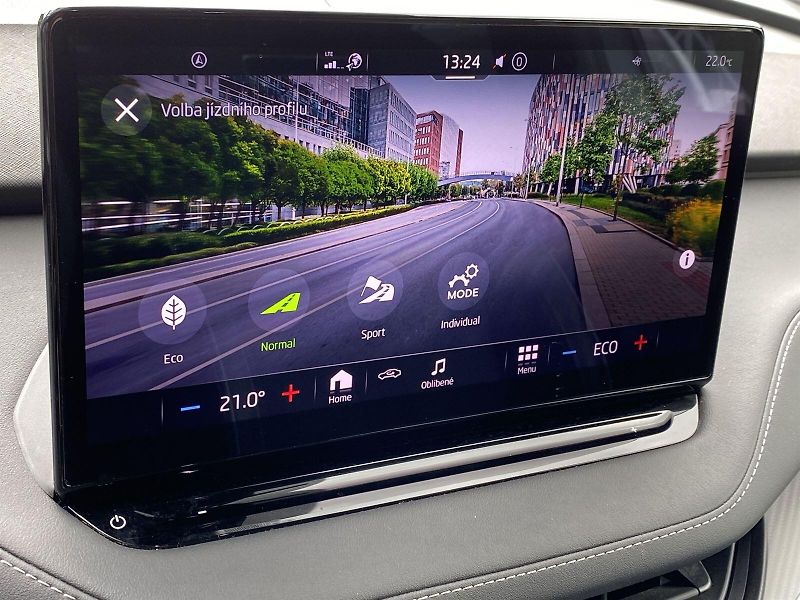 Škoda Enyaq (2022) iV 60 Sportline - fotka 24 z 38