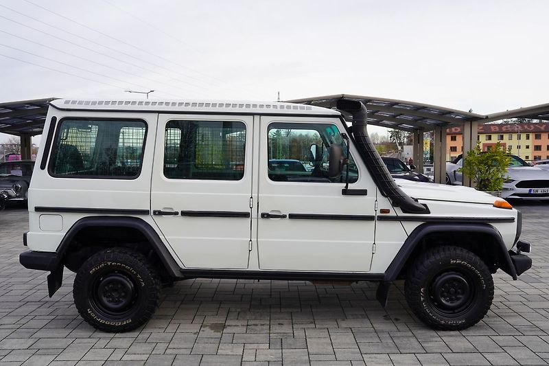Mercedes-Benz Třídy G G 300 PUR Professional - fotka 7 z 18