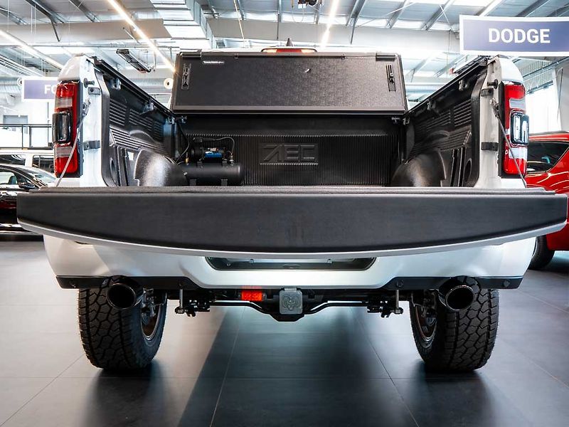 Dodge RAM (2024) 5.7 eTorque Sport Lift Edition - fotka 6 z 35