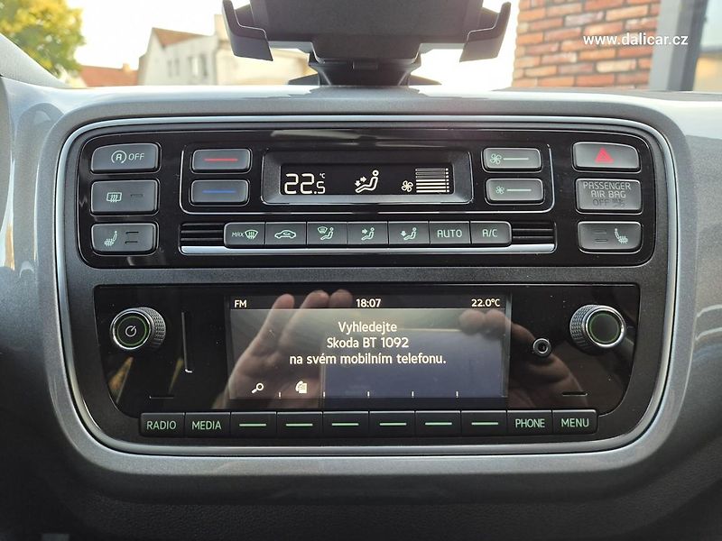 Škoda Citigo (2017) 1.0 MPi 55KW STYLE - fotka 28 z 55