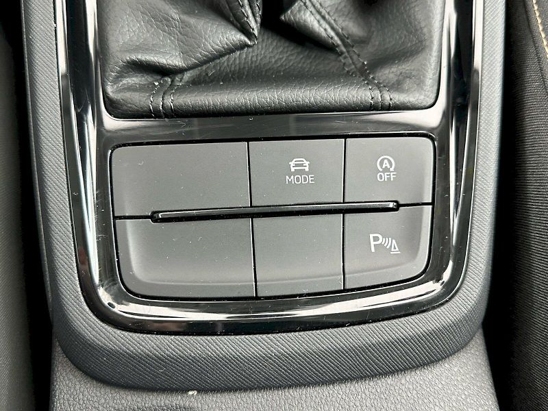 Škoda Scala (2025) 1.0TSI 85kW Top Selection - fotka 23 z 30