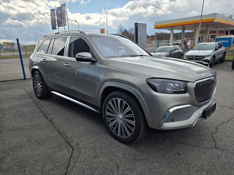 Mercedes-Benz GLS 4,0 Maybach 600 - fotka 3 z 17