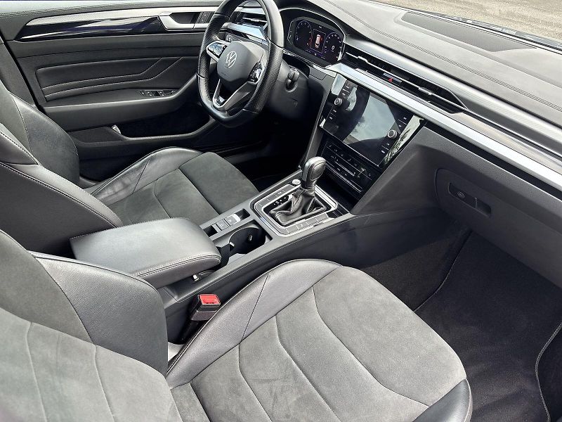 Volkswagen Arteon Shooting Brake (2022) 2.0 TSI DSG R-line - fotka 8 z 33