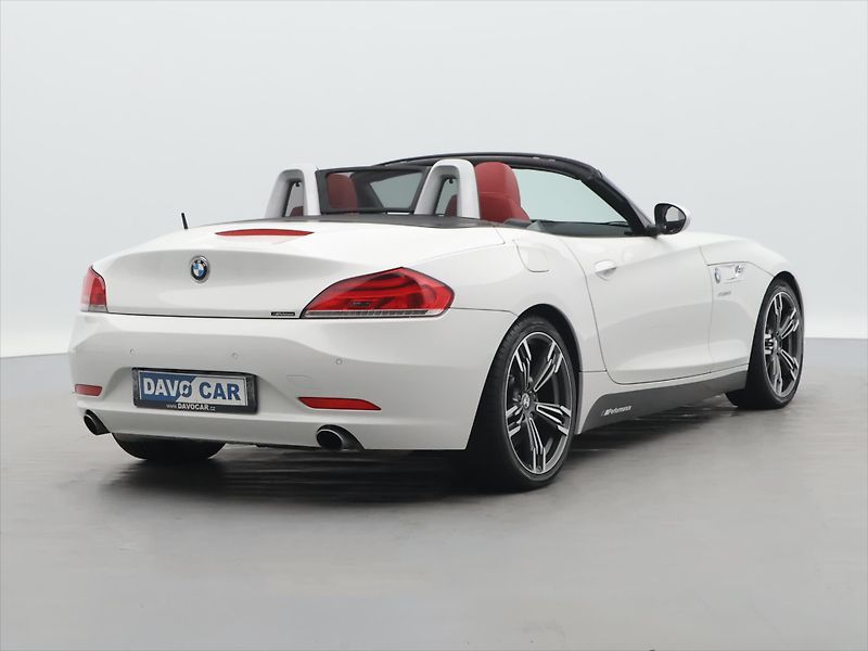 BMW Z4 3,0 i 225kW sDrive 35i CZ - fotka 15 z 39