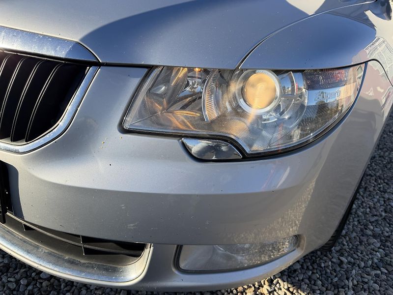 Škoda Superb II 2,0 TDi/103kW - Klima,ESP,. - fotka 57 z 71