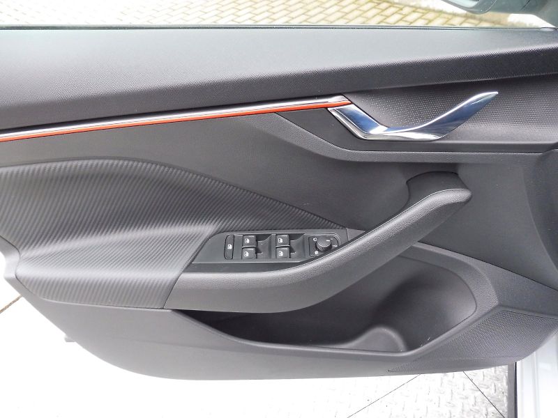 Škoda Scala (2024) Monte Carlo 1,0 TSI 85kW - fotka 19 z 29