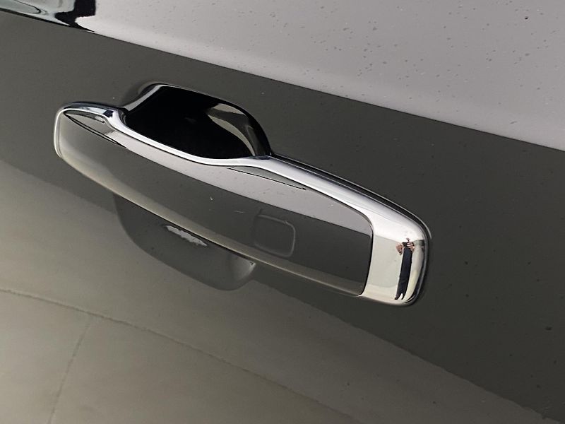 Volvo XC90 B6 AWD INSCRIPTION AUT CZ 7m - fotka 39 z 51