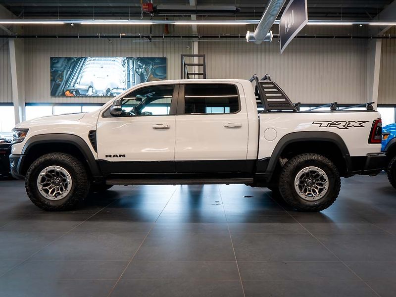 Dodge RAM (2022) 6.2 TRX Supercharged 702HP - fotka 2 z 43