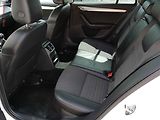 Škoda Octavia (2014) 1.6TDi, AC, tempo, park.asist - náhled 10