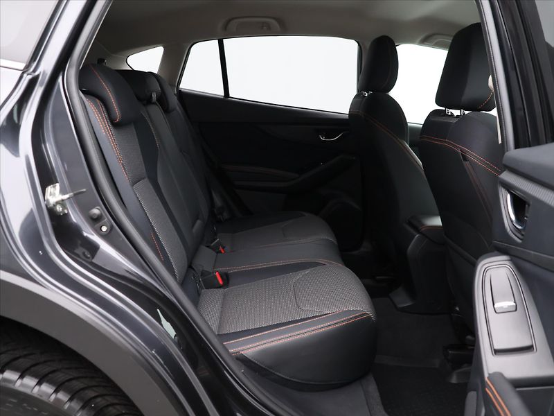 Subaru XV 2,0 i 115kW CVT Comfort 1.Maj - fotka 13 z 33