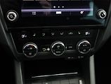 Škoda Octavia (2017) Style 1.8 TSI, Automat - náhled 13